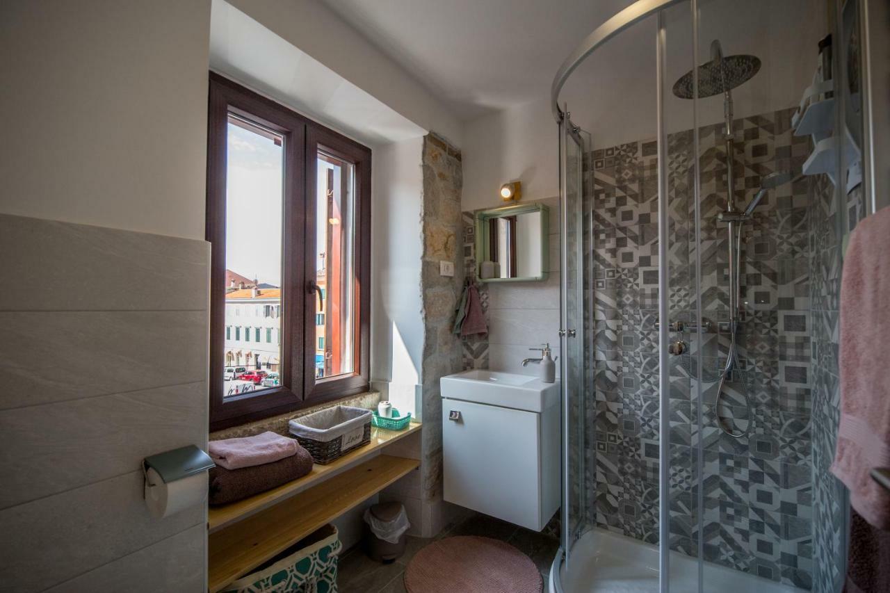 Apartma Lux *